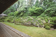 龍潭寺（写真提供：文藝春秋）